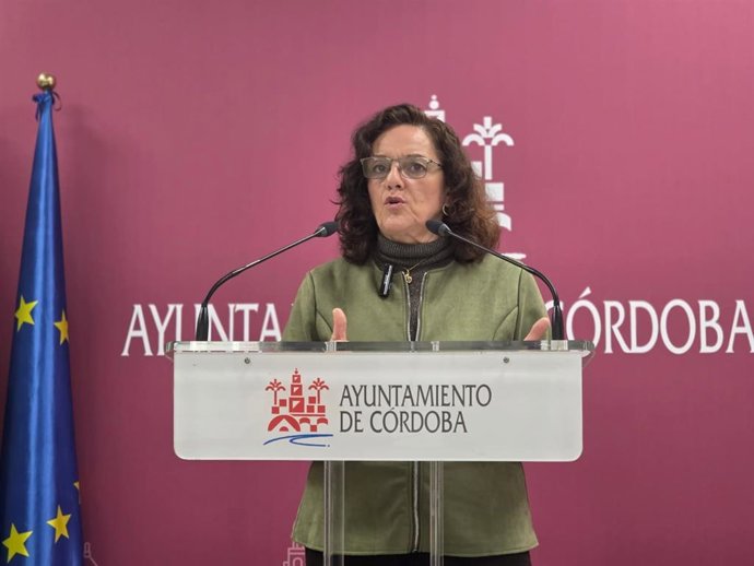 La concejala socialista en el Ayuntamiento de Córdoba Isabel Bernal.