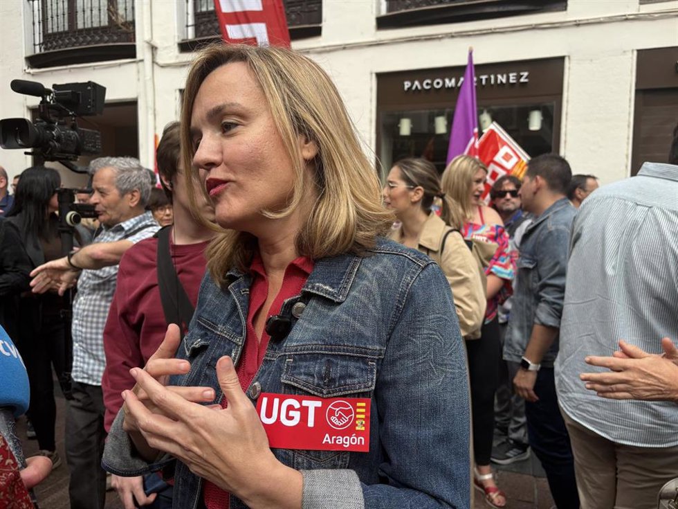 La secretaria general del PSOE Aragón, Pilar Alegría, en la manifestación de CCOO y UGT del 1 de Mayo.