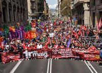 Unas 2.500 personas se manifiestan en Barcelona por el 1 de Mayo, según la Guàrdia Urbana