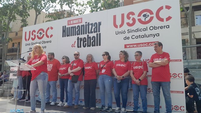 La secretària general de la USOC, Maria Recuero, durant la manifestació de l'1 de Maig