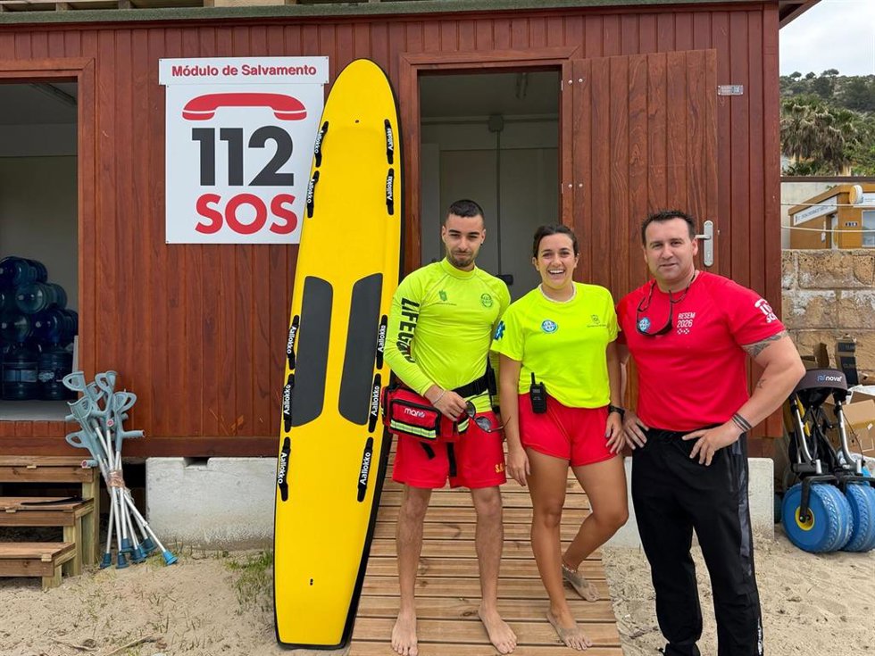 Los socorristas en una de las playas de Andratx.