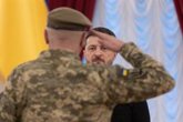 Foto: Ucrania.- Zelenski anuncia una desmovilización gradual para este año gracias a una ampliación de los contratos en vigor