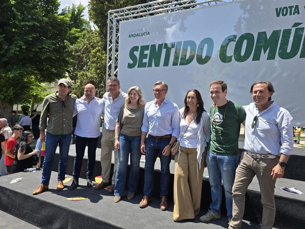 La candidata de Vox por Córdoba al Parlamento de Andalucía, Paula Badanelli, en el marco del 1 de mayo.