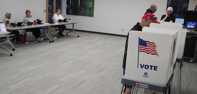 Archivo - Colegio electoral durante las primarias de junio de 2022 en los estados de Iowa, Mississippi, Montana, Nueva Jersey, Nuevo México, Dakota del Sur y CalifornIa