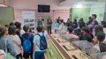 Alumnos de Secundaria realizan una jornada sobre apicultura y cambio climático en Cardeña y Montoro (Córdoba)