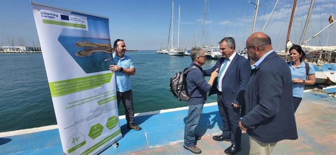 El consejero de Medio Ambiente, Universidades, Investigación y Mar Menor, Juan María Vázquez, se dirige a los participantes de las jornadas técnicas celebradas en la Región de Murcia.