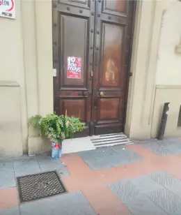 Imagen del ataque vandálico a UGT León