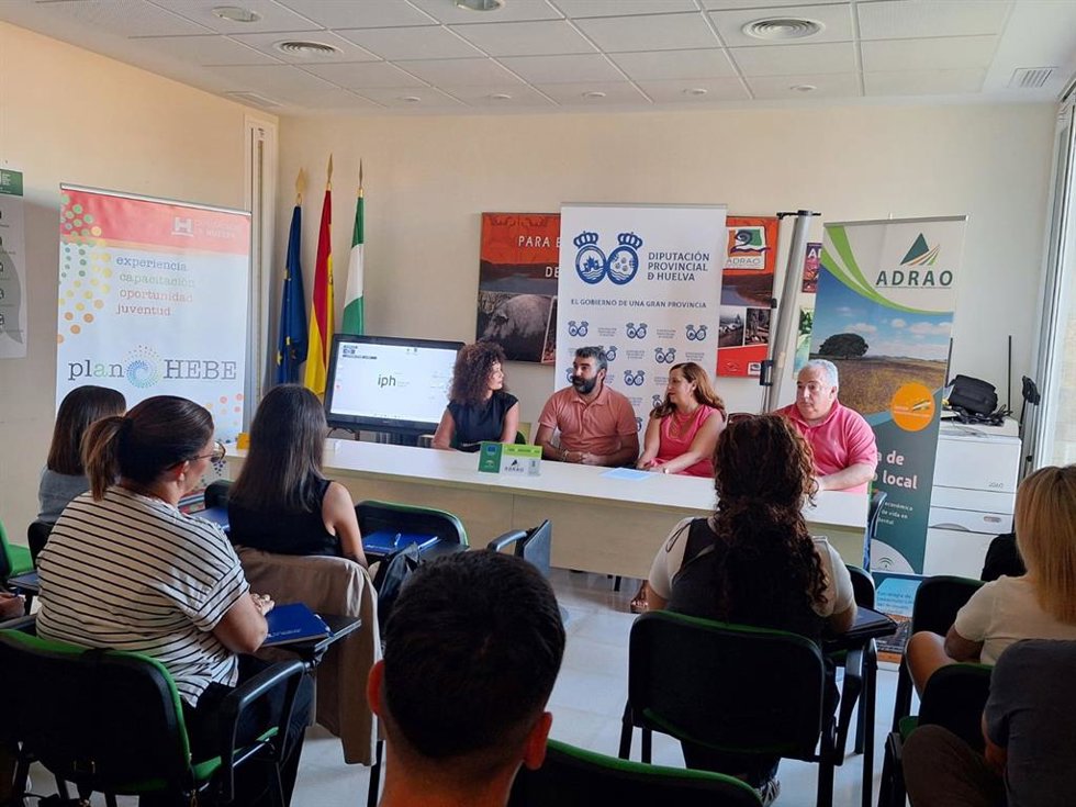 Archivo - Acto de inauguración del curso 'Operador/a de Mantenimiento Minero' de Diputación de Huelva.