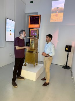 El nuevo programa impulsado por la Concejalía de Cultura e Identidad facilitará que una pieza vinculada a una exposición en curso en una galería del municipio se exponga en La Cárcel Vieja