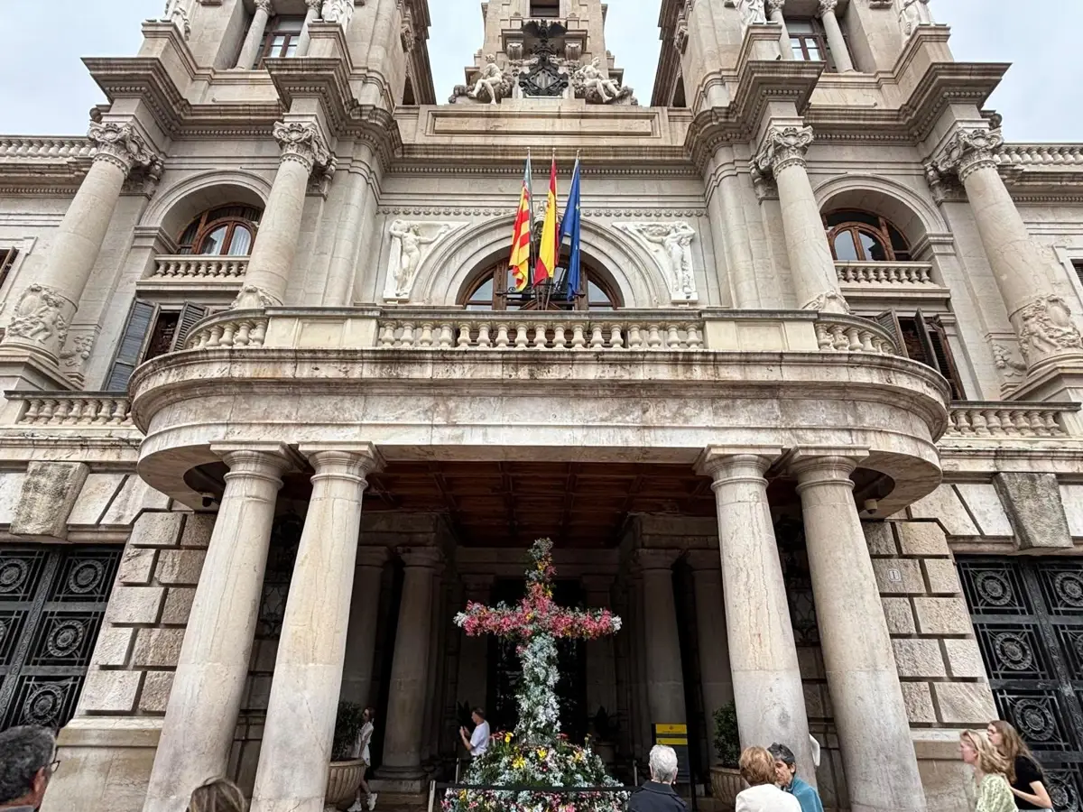 Cruz de Mayo del Ayuntamiento de Valencia