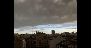 Las tormentas dejarán mañana chubascos fuertes y granizo en gran parte del país y pondrán en aviso a ocho comunidades