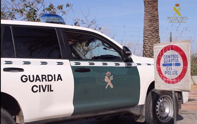 Archivo - Imagen de un patrullero de la Guardia Civil.