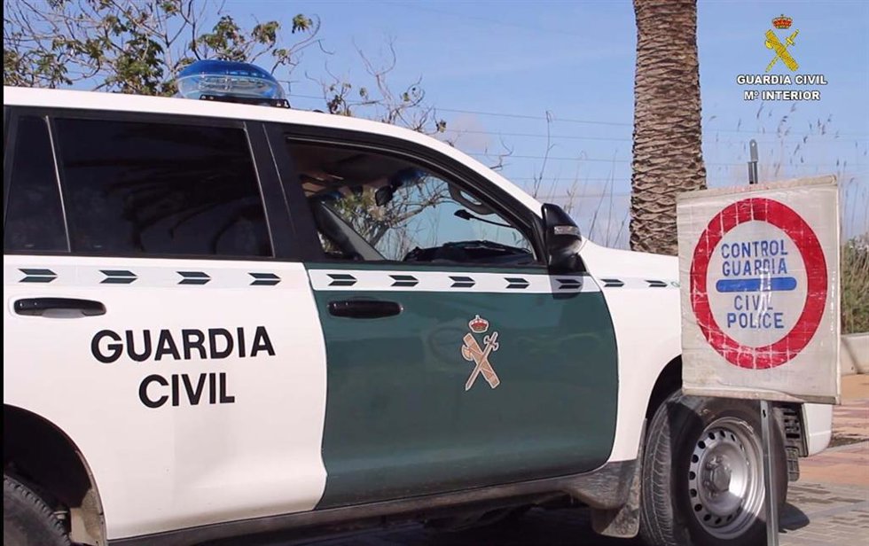 Archivo - Imagen de un patrullero de la Guardia Civil.
