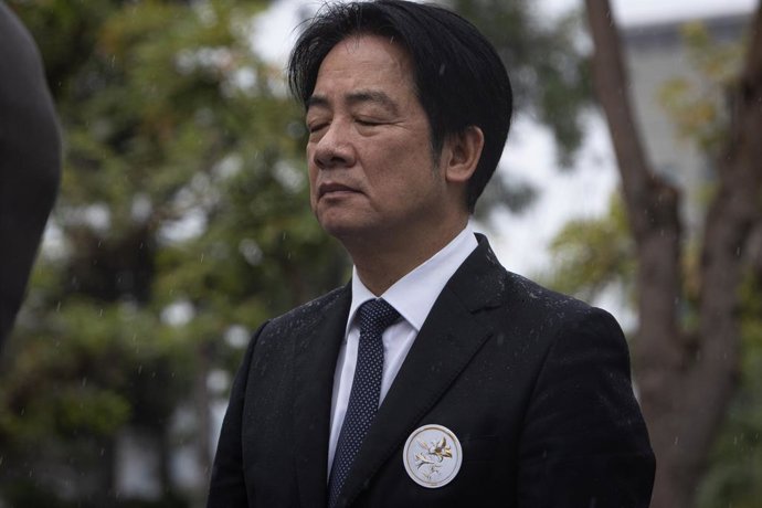 Archivo - February 28, 2026, Kaohsiung City, Yancheng District, Taiwan: Taiwan's President Lai Ching-te braved heavy rain in Kaohsiung on February 28, 2026, to attend the 79th anniversary ceremony commemorating the 228 Incident victims at the former Kaohs