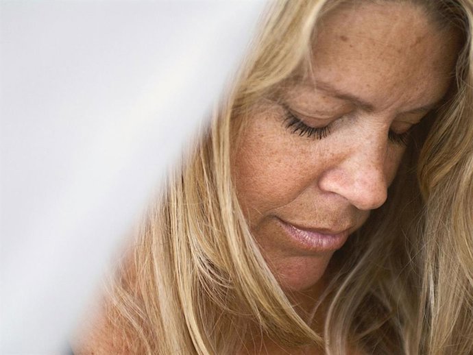 "El Embarazo, El Uso De Anticonceptivos O Cambios Hormonales Pueden Favorecer La Aparición De Manchas", Según Un Experto