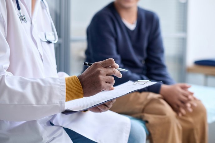 Archivo - Arquivo - Adolescente no médico