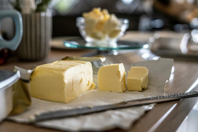 Mantequilla vs margarina: qué los diferencia y cuál deberías usar
