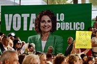 Montero promete más "independencia" para la Oficina Antifraude y herramientas frente a "bulos" y "desinformación"