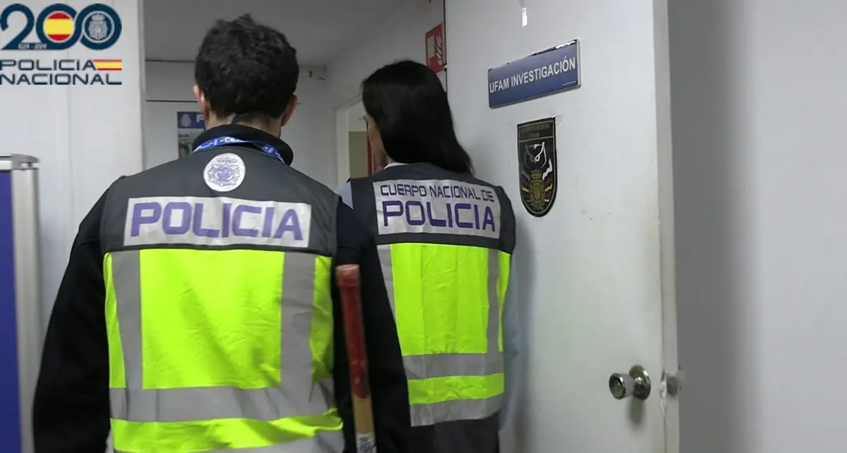 Agentes de la UFAM de la Policía Nacional en Palma