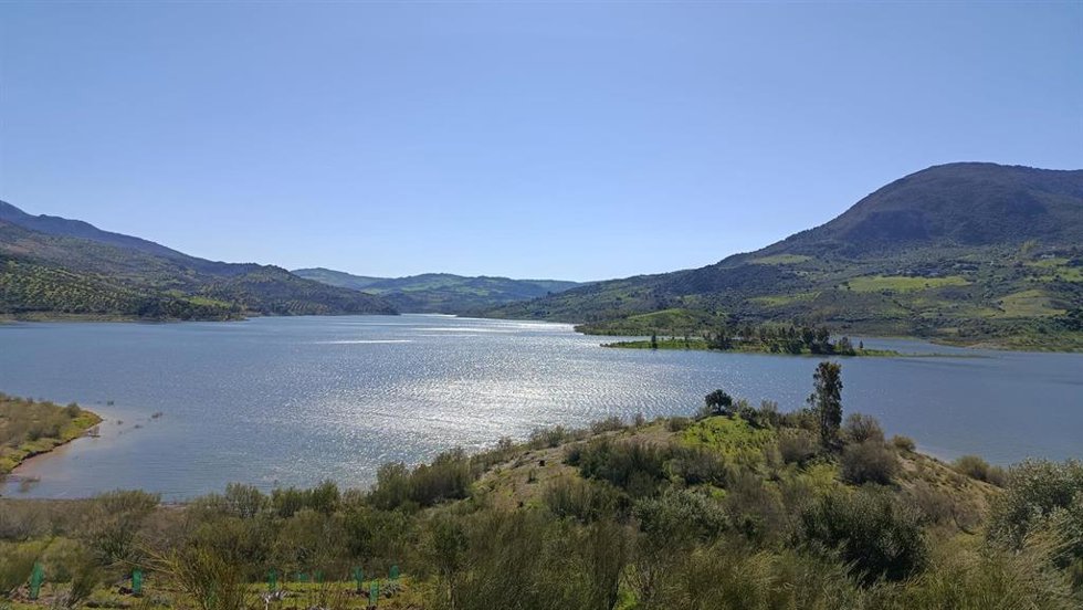 Archivo - Vista del embalse de Zahara-El Gastor el pasado mes de marzo.