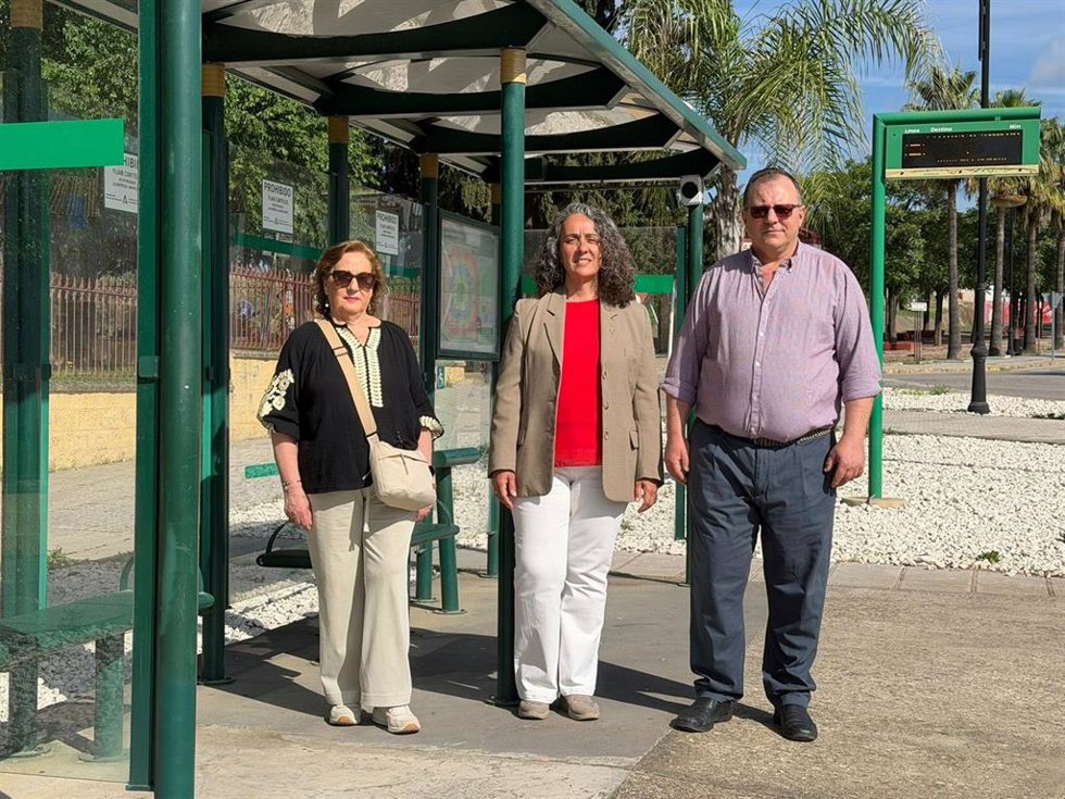 Representantes de Por Andalucía en la visita a Villafranca de Córdoba.