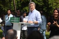 Feijóo reprocha a Montero que no deje su acta: "Es una falta de respeto. Andalucía no está para que la utilicen"