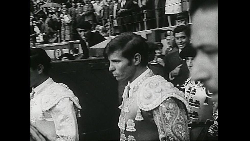 Fotograma de 'Manuel Benítez El Cordobés: una vida a todo o nada', el programa documental por los 90 años del torero.