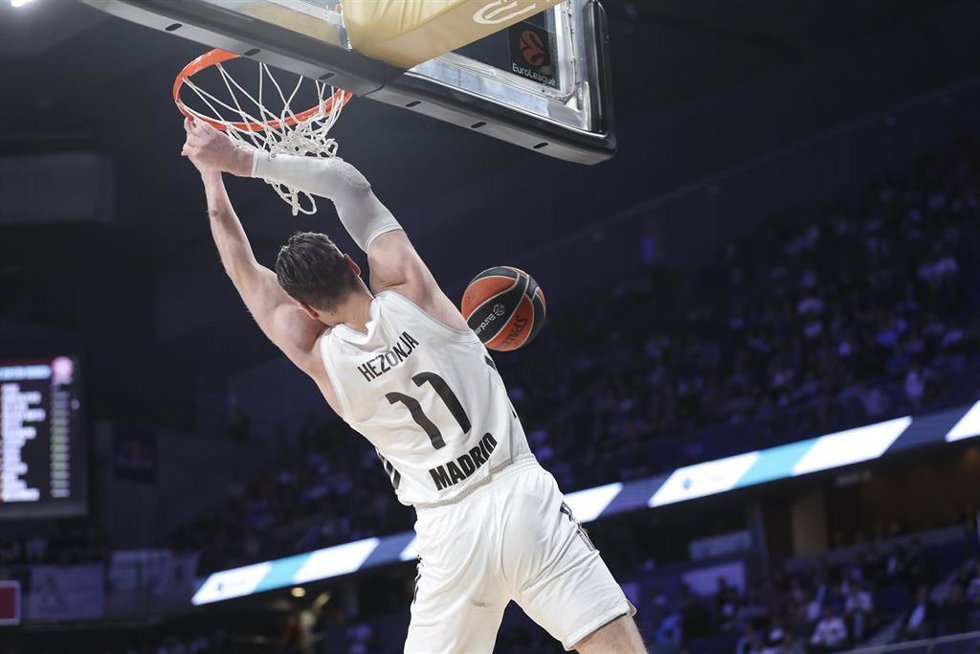 Archivo - Mario Hezonja con el Real Madrid