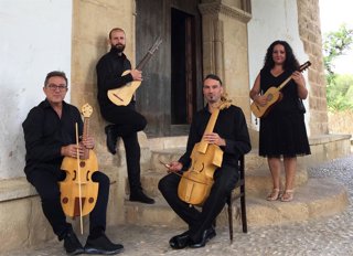 Archivo - Capella de Ministrers. De izquierda a derecha, Carles Magraner, Robert Cases, Fernando Marín y Beatriz Lafont.