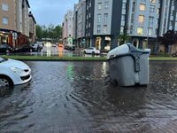 Una tormenta causa inundaciones en varias zonas de Santander
