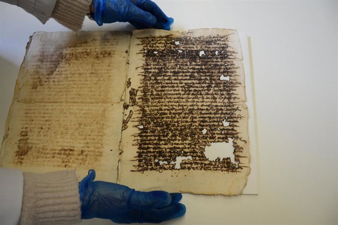 Cultura celebra el 75 aniversario del Archivo Histórico Provincial de Cantabria con una exposición
