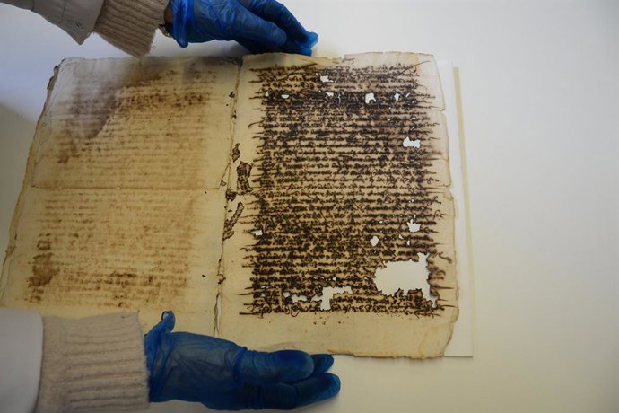 Cultura celebra el 75 aniversario del Archivo Histórico Provincial de Cantabria con una exposición