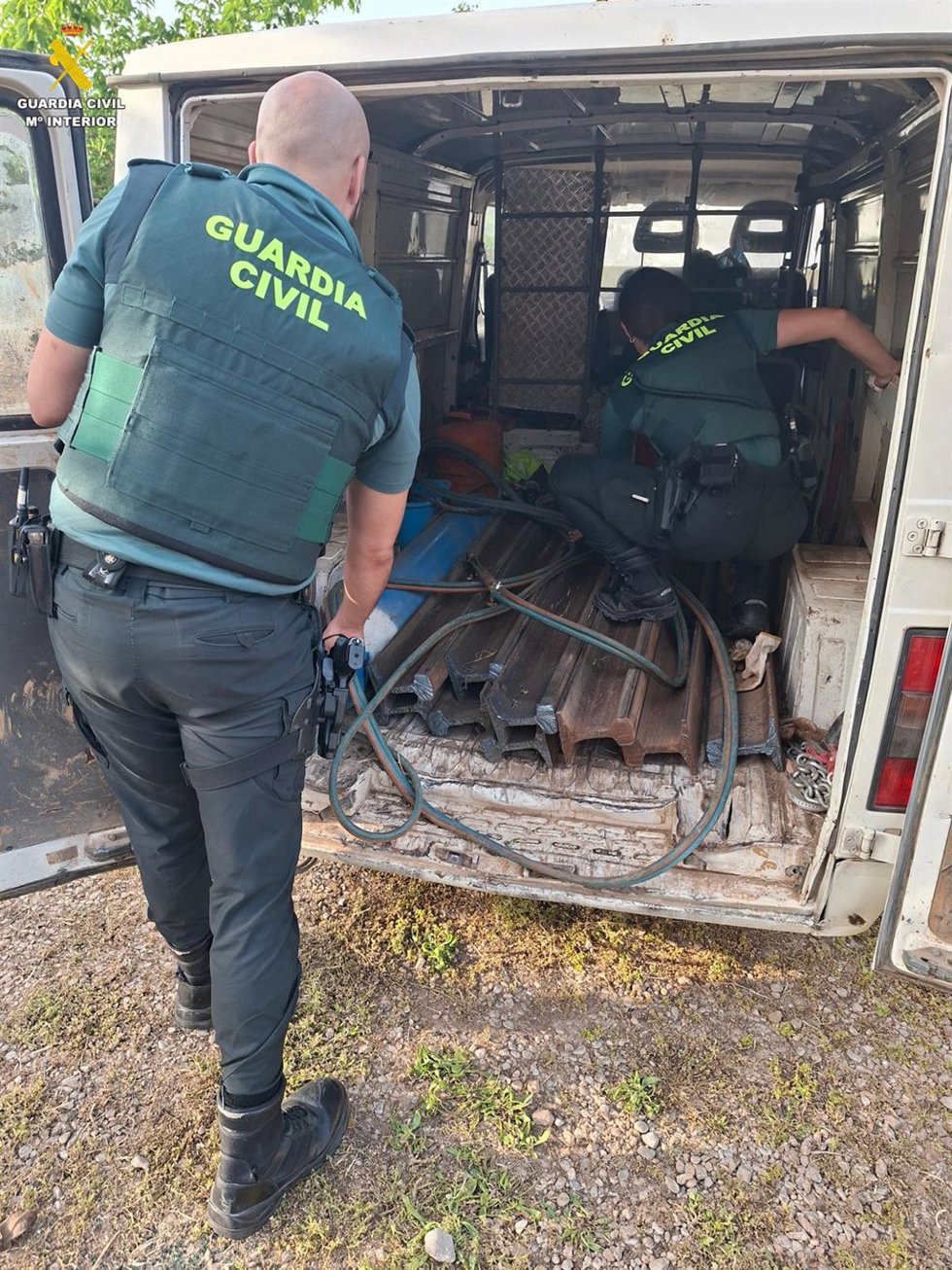 Agente durante la operación