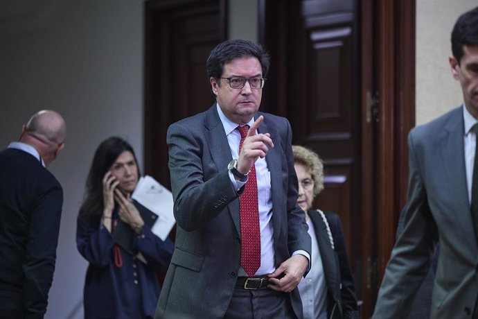 El ministro para la Transformación Digital y de la Función Pública, Óscar López, durante la inauguración de la primera reunión del Panel de Expertos en IA de Naciones Unidas, que se celebra en el Congreso, a 22 de abril de 2026, en Madrid (España). El Pan