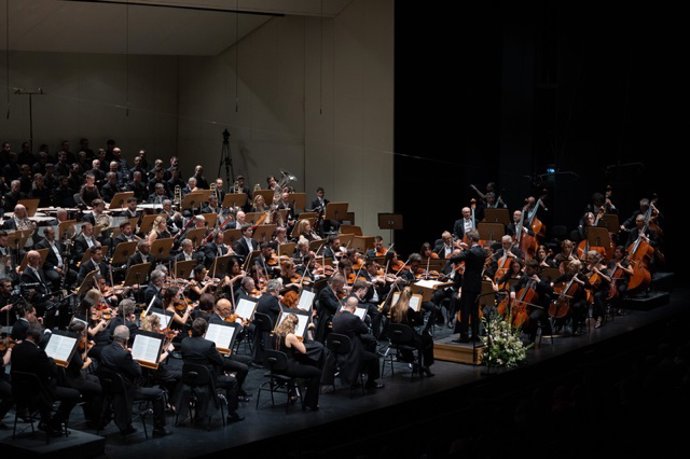 Músicos de la Sinfónica de Sevilla en un concierto.