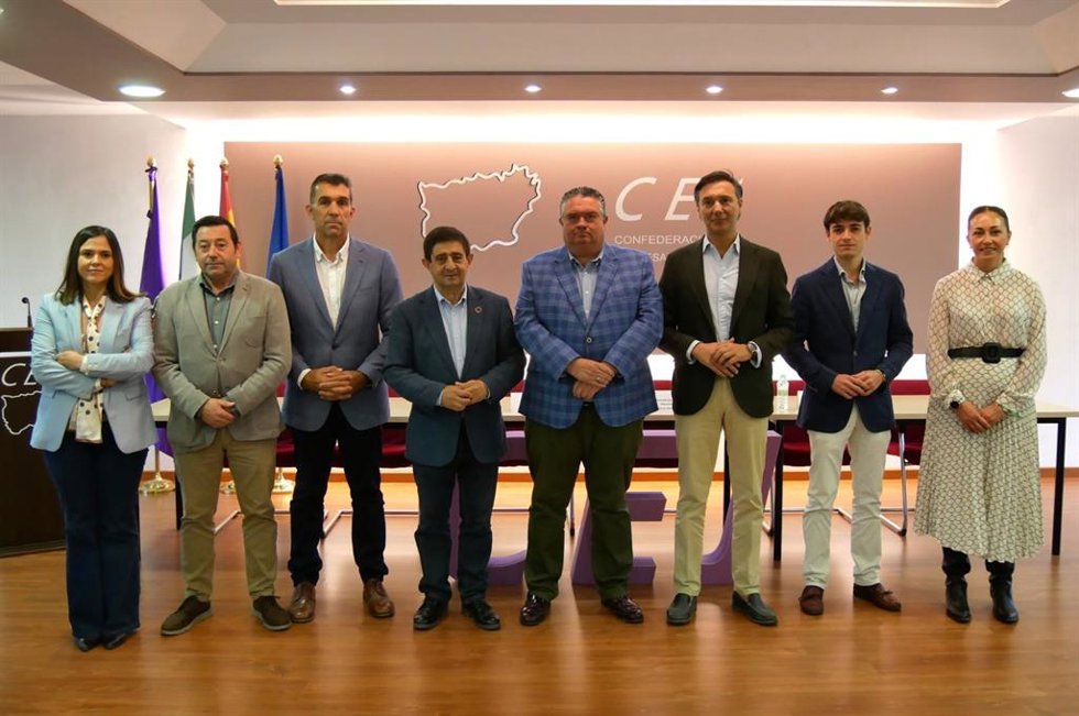 Reunión de la candidatura del PSOE de Jaén con la CEJ