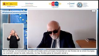 El presidente del Foro Europeo de la Discapacidad, Yannis Vardakastanis, durante la Palestra del CERMI.