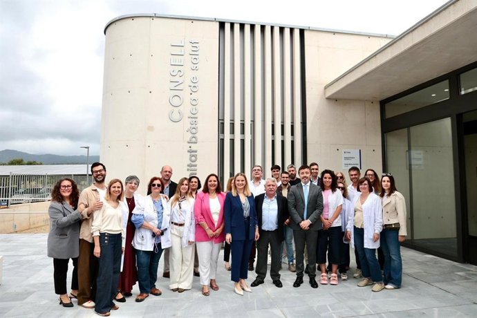 Inauguración de la nueva unidad básica de salud de Consell.