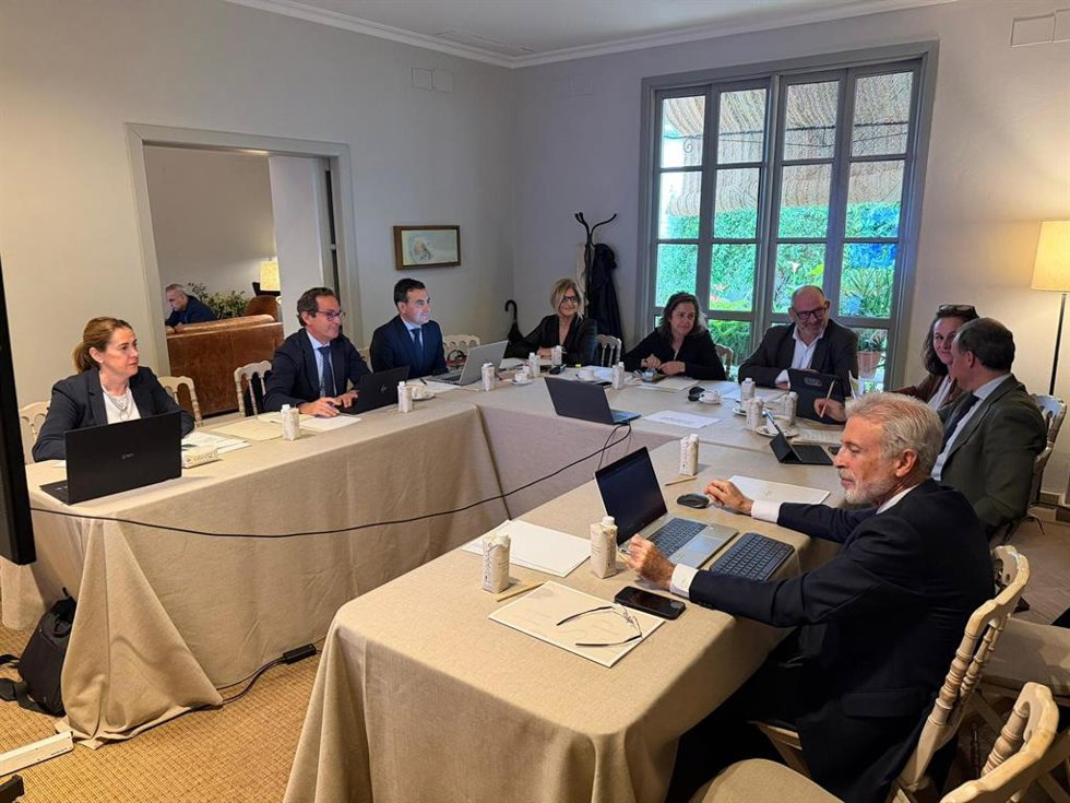 La consejera de Sostenibilidad y Medio Ambiente de la Junta de Andalucía, Catalina García, durante la reunión de los premios 'Horizonte Sostenible 2026'.