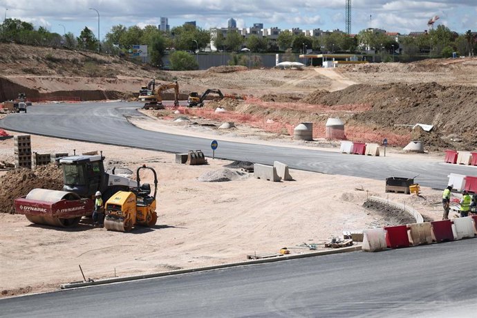 Estado de las obras del circuito Madring y su icónica curva, La Monumental, a 14 de abril de 2026, en Madrid (España). 