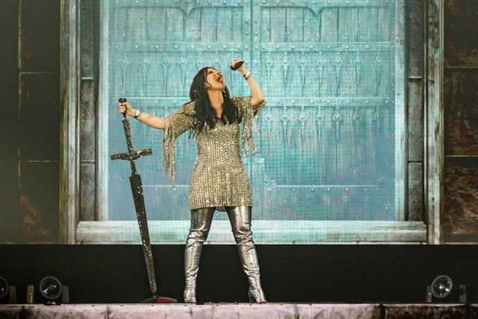 La cantante Laura Pausini durante su concierto