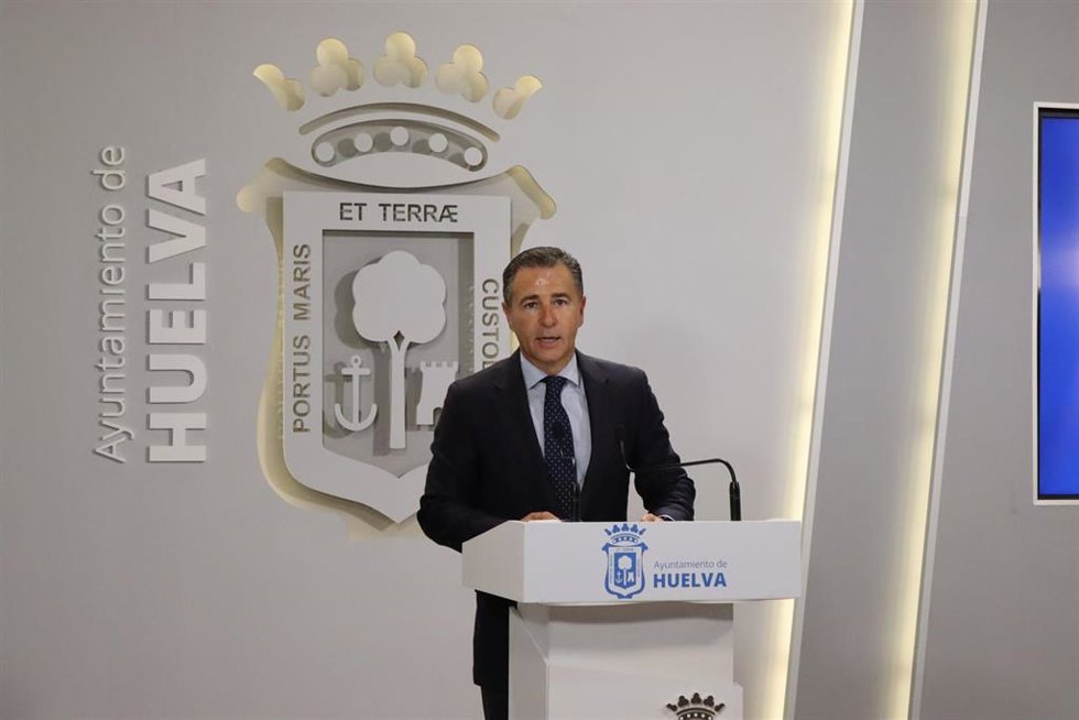 Archivo - El portavoz del grupo municipal PP y portavoz del equipo de Gobierno del Ayuntamiento de Huelva, Felipe Arias, en una imagen de archivo.
