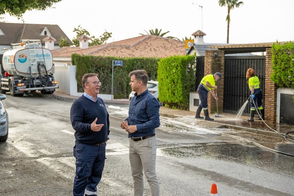 El concejal de Marbella, Diego López, ifnor sobre baldeo