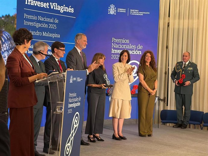 Anna Traveset recibe el Premio Nacional de Investigación en Ciencias y Tecnologías de los Recursos Naturales