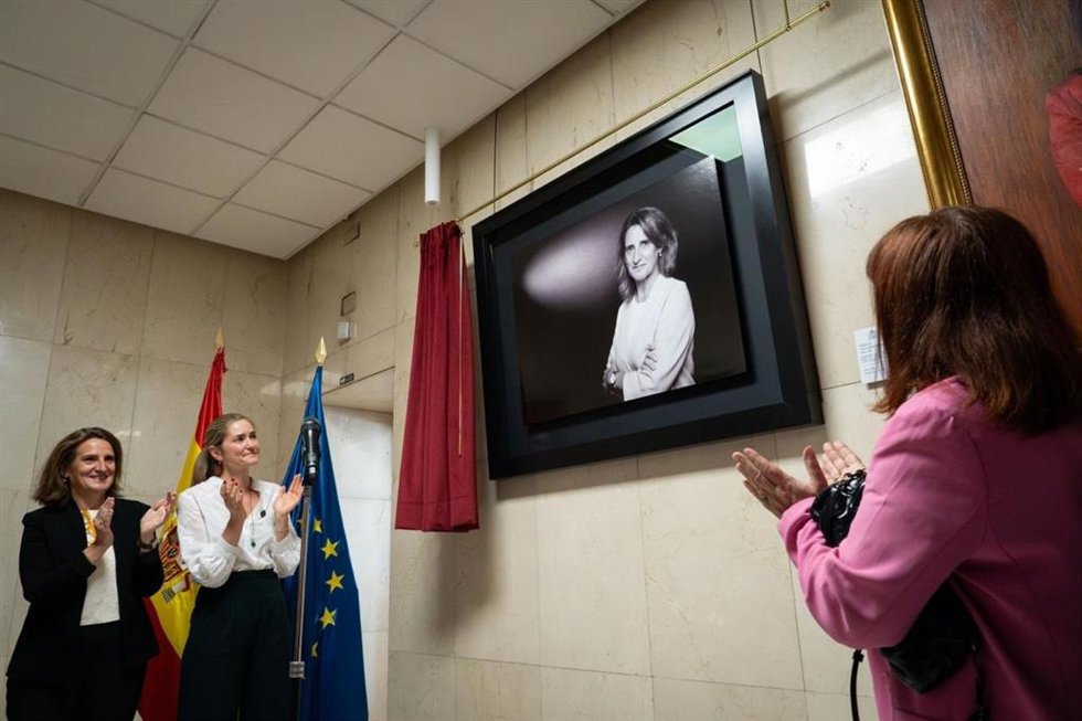Presentación del retrato oficial de Teresa Ribera