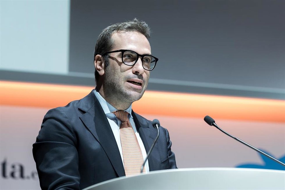 Archivo - El ministro de Economía, Comercio y Empresa, Carlos Cuerpo, clausura la XV edición de los Premios de La Noche de la Economía, organizados por elEconomista.es, en el CaixaForum Madrid, a 5 de noviembre de 2025, en Madrid (España).