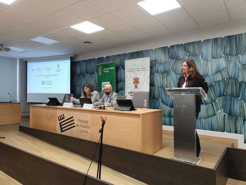 La Universidad de León y el Gobierno de España presentan el V Campus Rural en la Facultad de Filosofía y Letras del Campus de Vegazana.