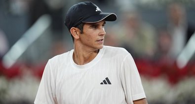 Tenis