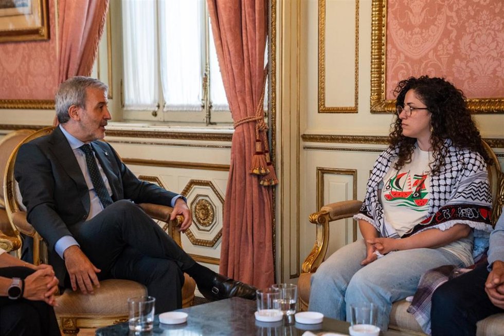 Collboni en su encuentro con Issa este lunes.