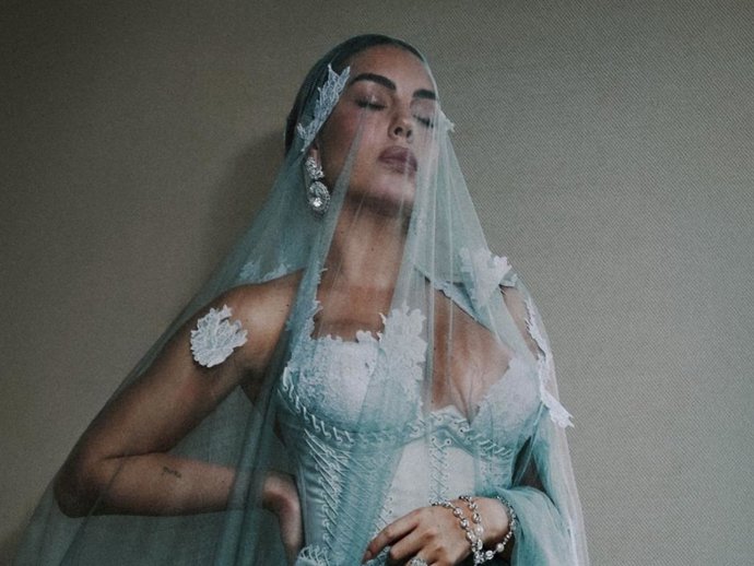 Georgina Rodríguez elige un look cargado de simbolismo para su debut en la Gala MET 2026